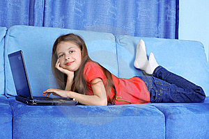 picture of girl on laptop